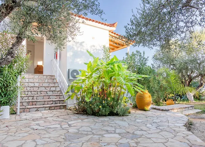 Peroulia Aparthotel Koroni (Messinia)