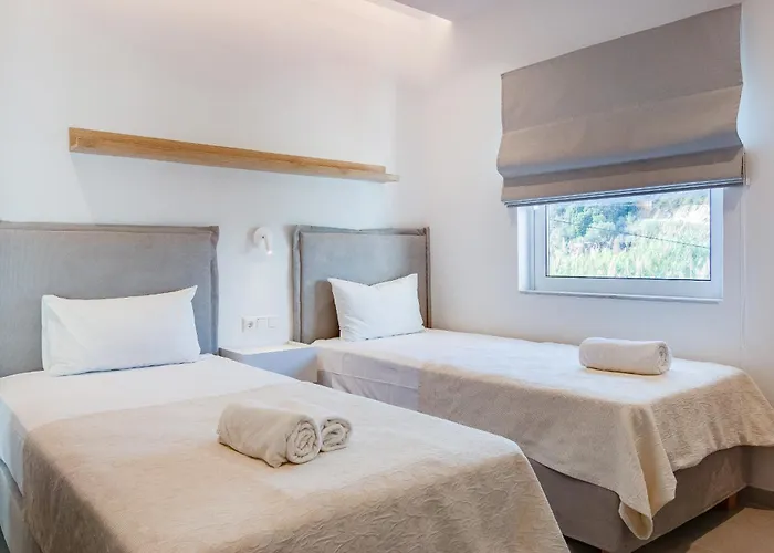 Aparthotel Peroulia Koroni (Messinia)