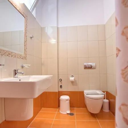 Peroulia Aparthotel *
