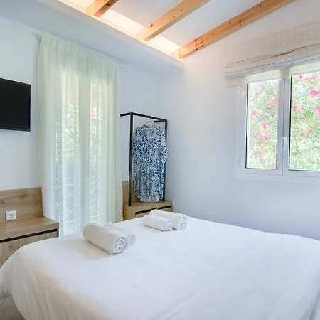 Peroulia Aparthotel Koroni (Messinia)