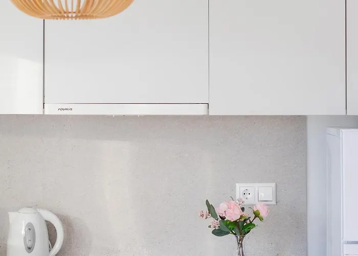 Ξενοδοχείο με διαμερίσματα Peroulia